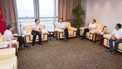供应链综合商业服务平台迈进浙江第一站 — — AG庄闲与温州交运集团战略签约